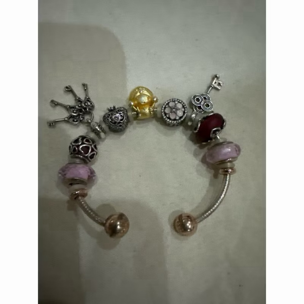 (2/2) charm ข้อมือเงิน 925, พระแม่ลักษมี สามารถห้อยตกแต่งกำไลข้อมือได้ (ขายแยกชิ้น)