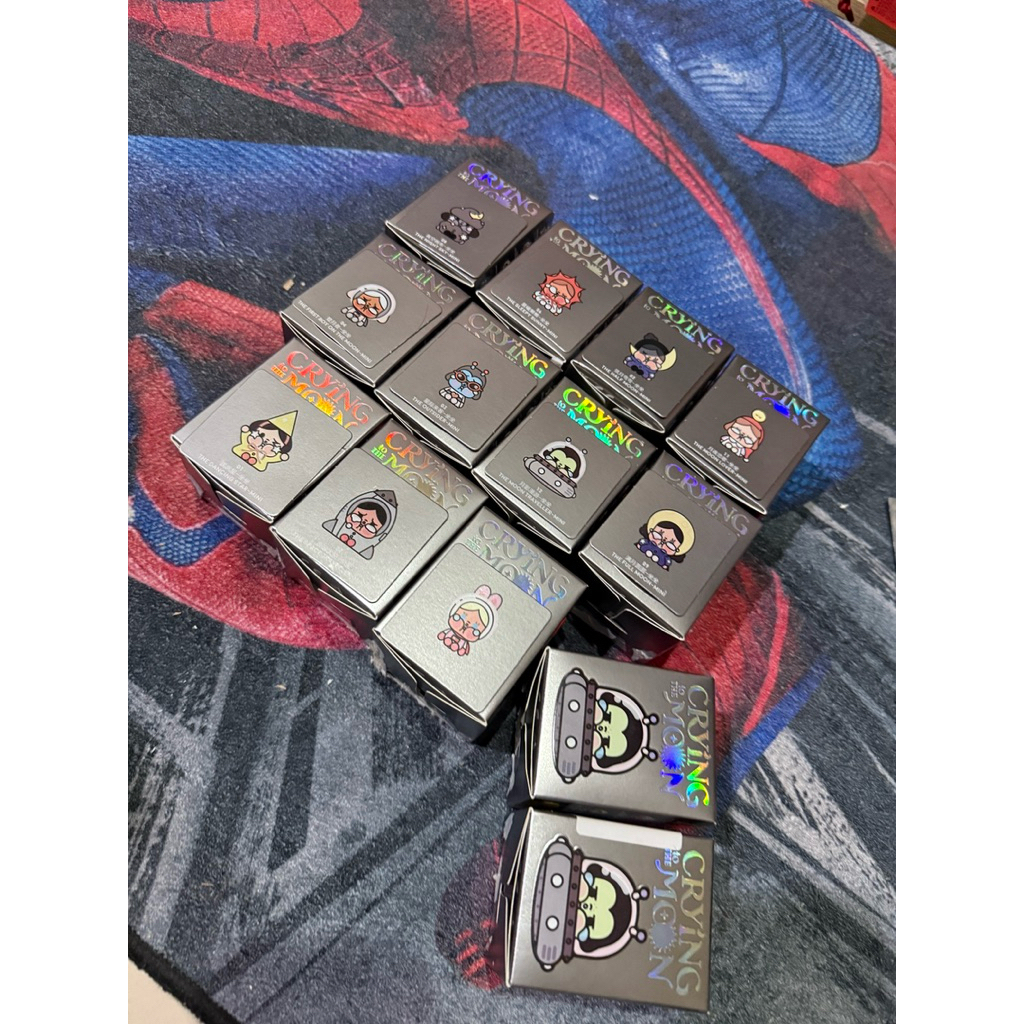 พร้อมส่งด่วนจากไทย เช็คการ์ด CRYBABY CRYING TO THE MOON-SITTING SERIES FIGURES ราคา ถูกที่สุด ดีลบีเคเค แกลเลอรีภาพที่ 8