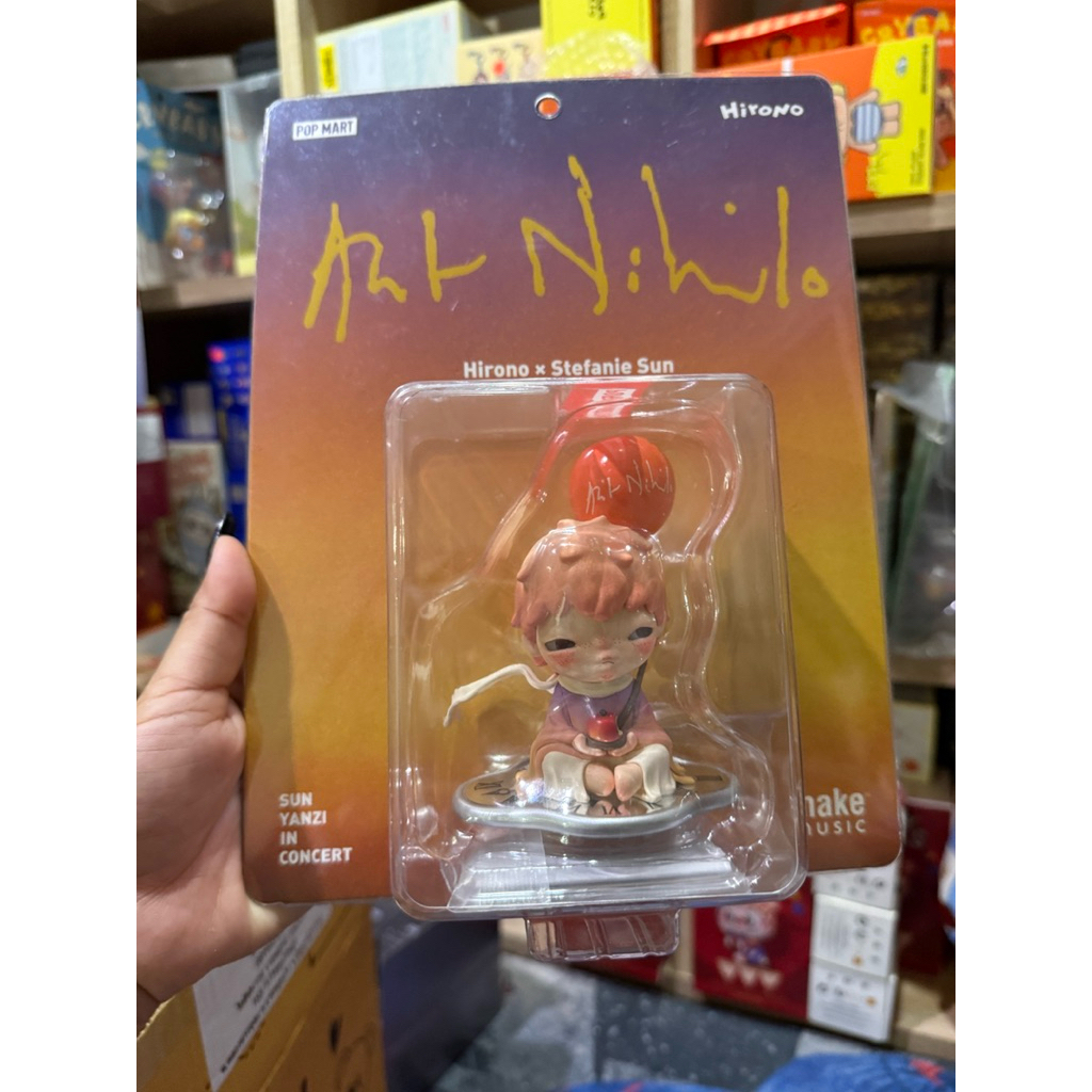 พร้อมส่งด่วนจากไทย  Hirono × Stefanie Sun AUT NIHILO Figure