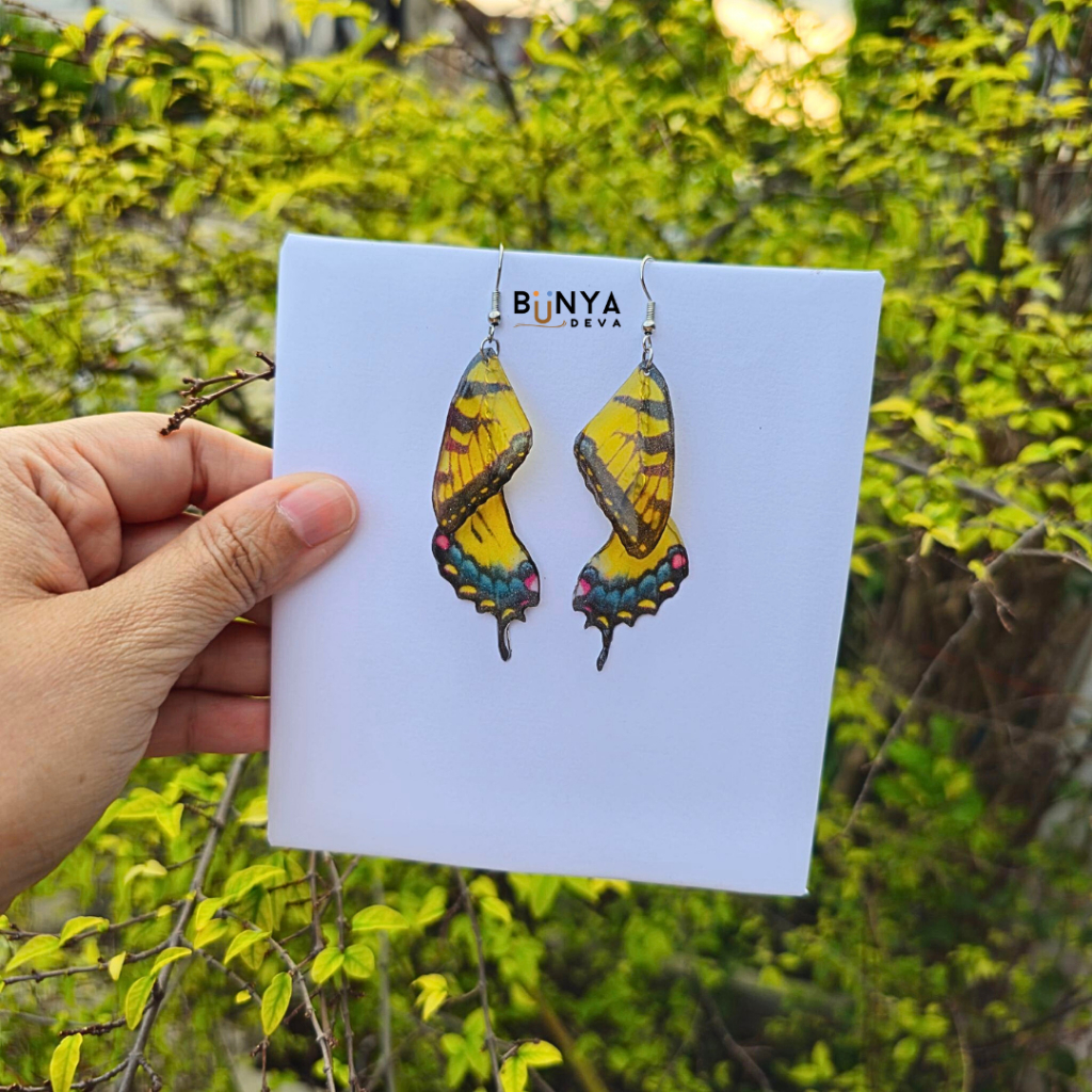 ต่างหูเรซิ่นทำมือ แรงบันดาลใจจากผีเสื้อ Papilio glaucus