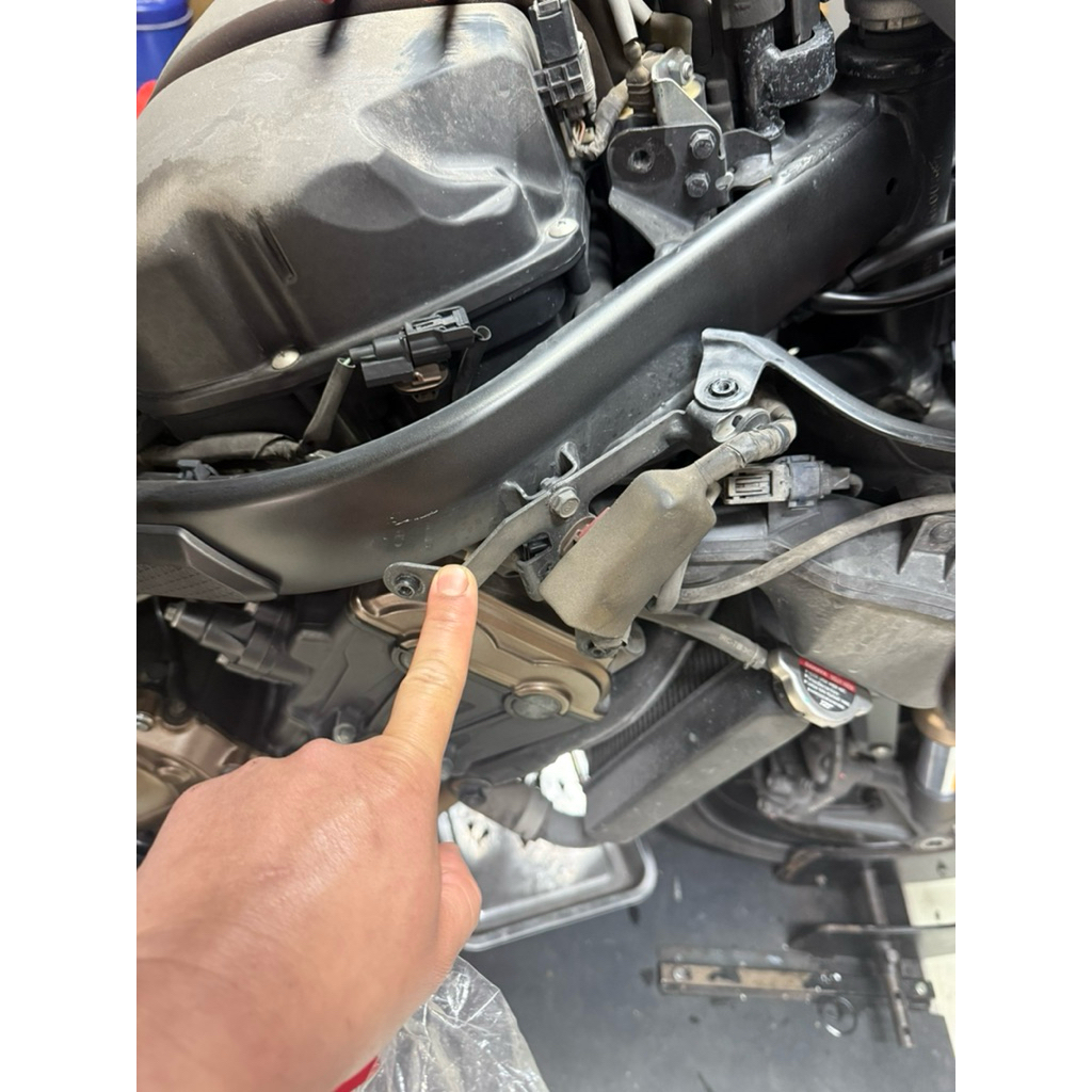 เหล็กยึดแฟริ่ง/ขายึดแฟริ่งกลาง CBR650R ปี19-23 ของแท้ตรงรุ่นเบิกศูนย์ - รูปที่ 4