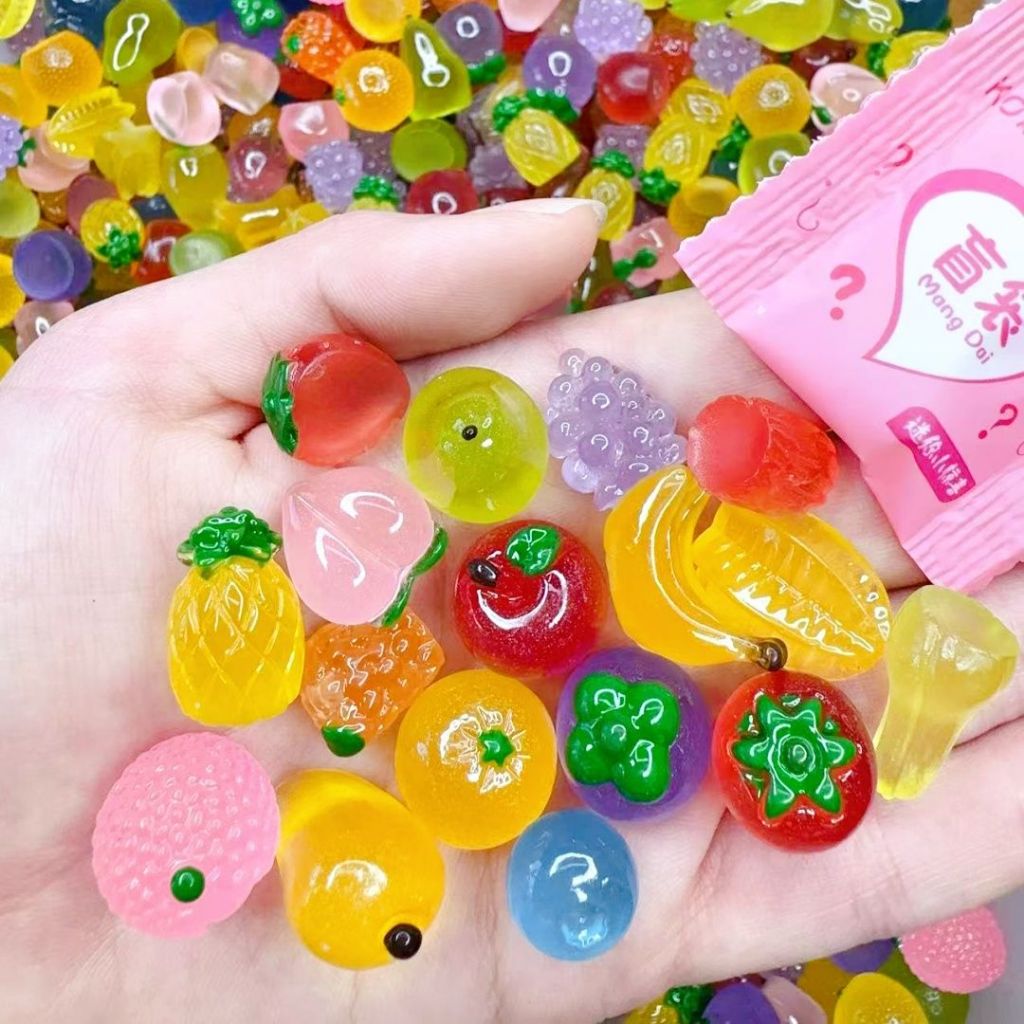 สินค้าพร้อมส่ง! ของเล่นผลไม้ขนาดเล็กสมจริง, ถุงสุ่มเรืองแสงในที่มืด, ฟิกเกอร์ 3 มิติ, อุปกรณ์ DIY, ของเล่นสำหรับเด็กเล่น