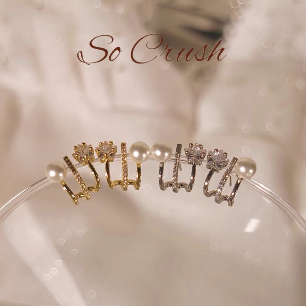 Socrush.bkk | PEARLIE STAR earring | SE-065 | ต่างหู ดาว มุก เพชร