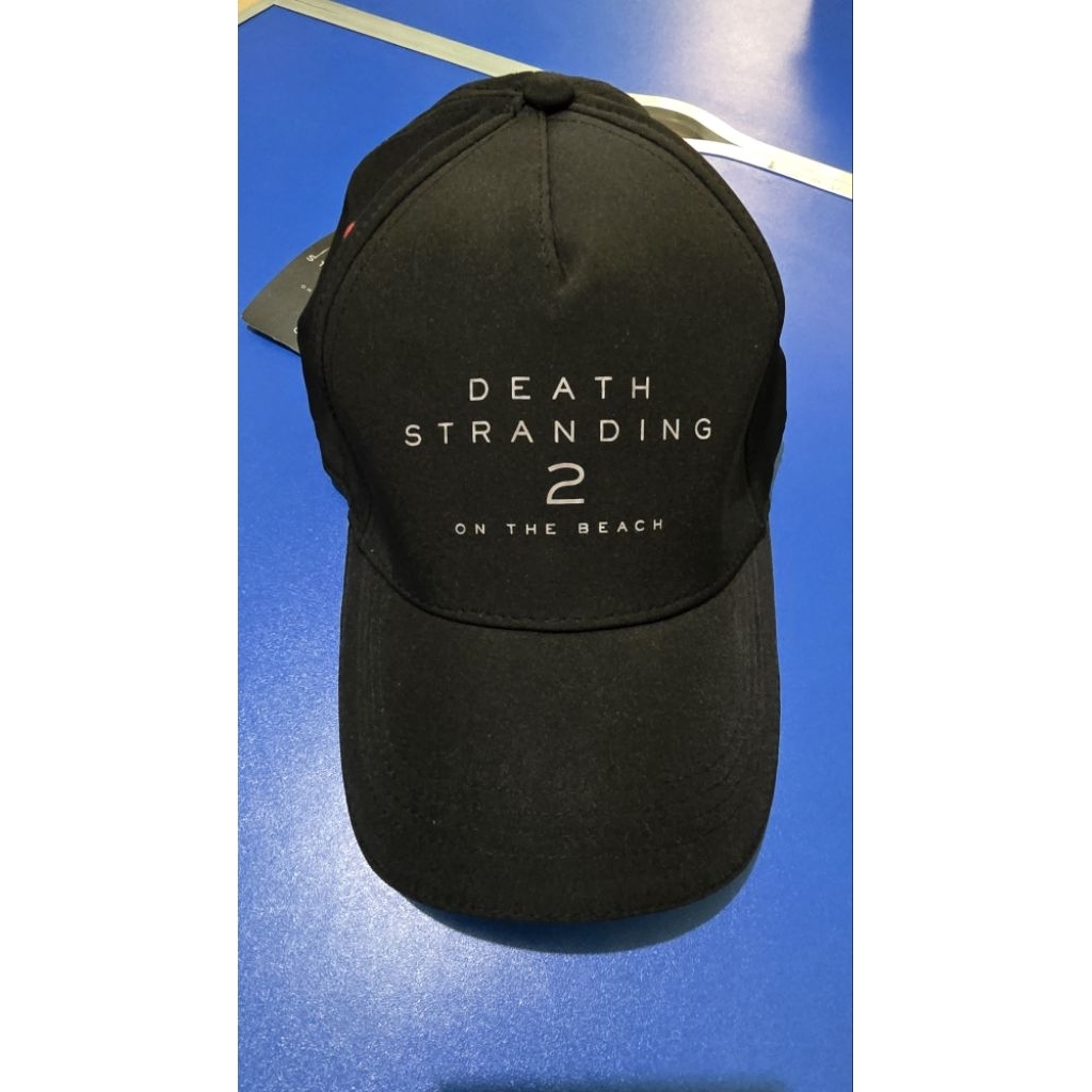 หมวกที่ระลึกจากเกม Death Stranding 2: On the Beach