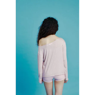 เสื้อปาดไหล่แขนยาว Sunshine Off-shoulder with long sleeve top