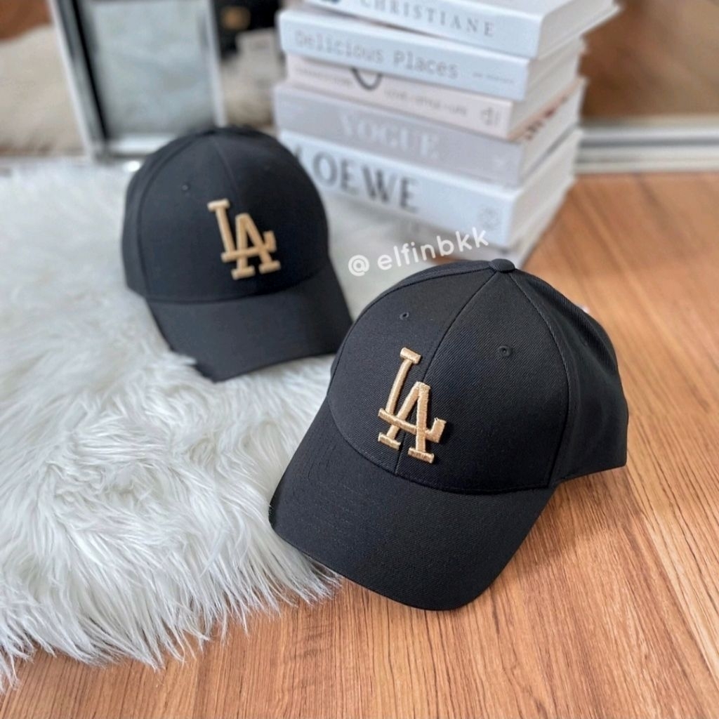 แท้ 💯 MLB Cap หมวกแก๊ปสีดำ โลโก้ทอง LA โลโก้เงิน NY