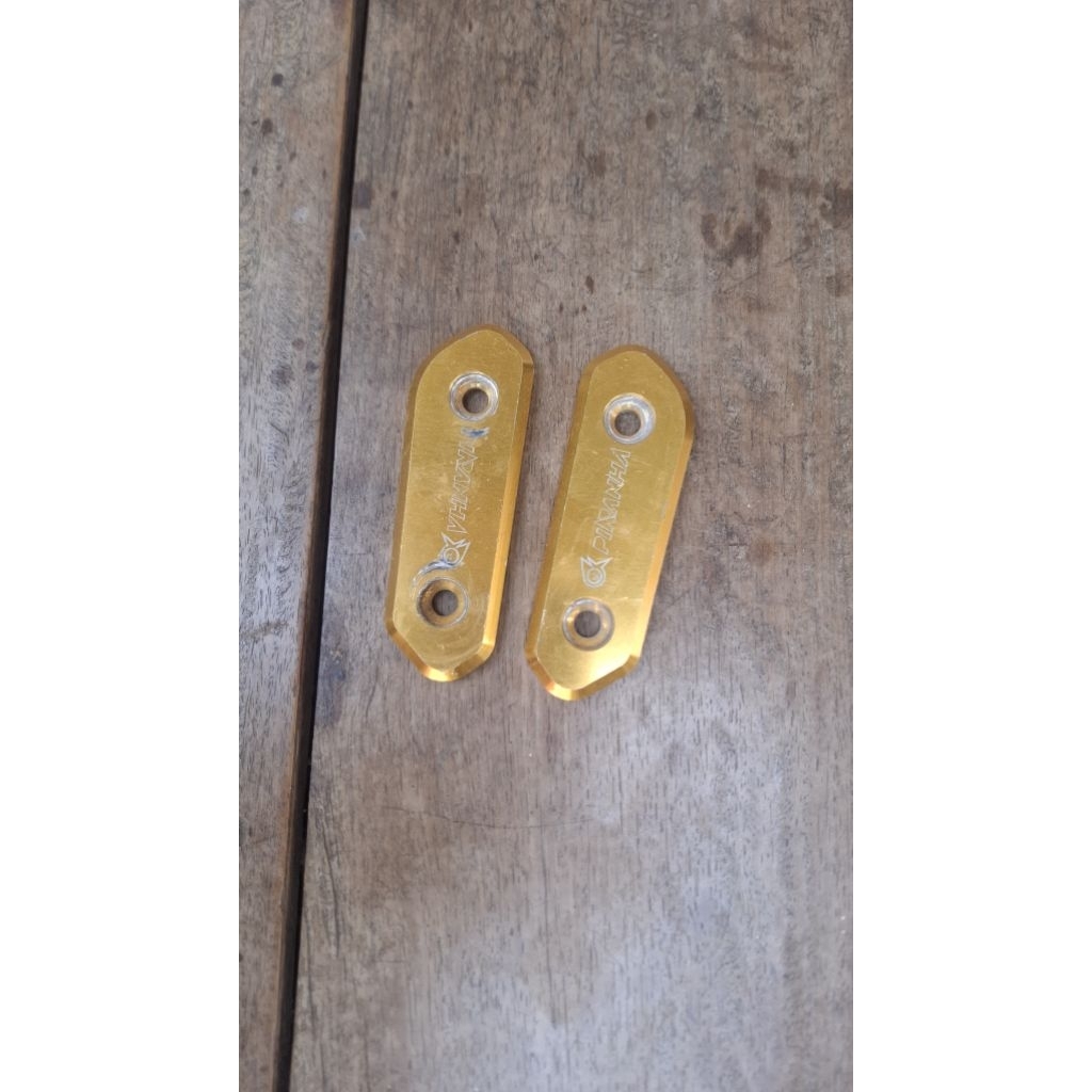 อุดกระจกR15v2 มือสอง