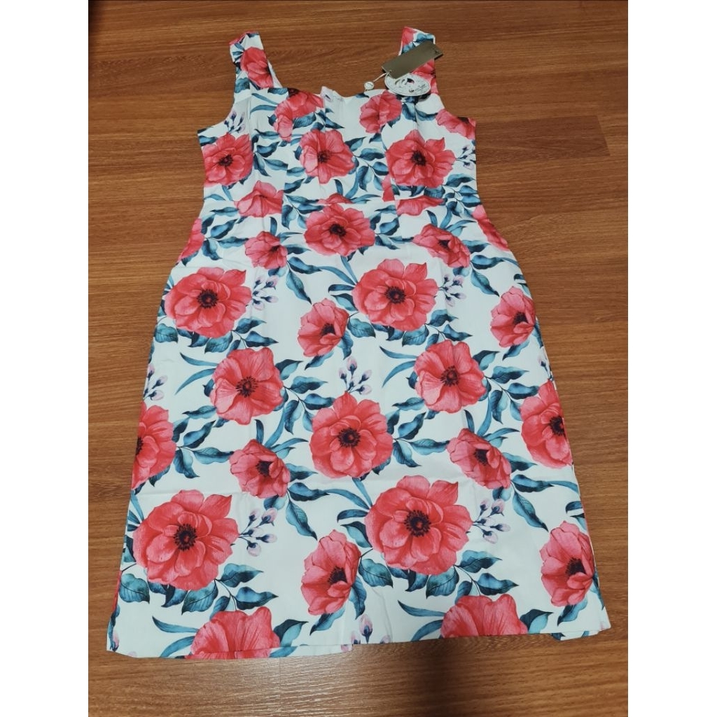 A114สีขาว A115สีเขียวꔛ ꕤ ˚เดรสงานป้าย Caviar ทรงวินเทจเข้ารูป มีฟองน้ำที่หน้าอก มีซับใน ลายดอกคมชัด ทรงสวยมากตะโกนꔛ ꕤ ˚ - รูปที่ 3