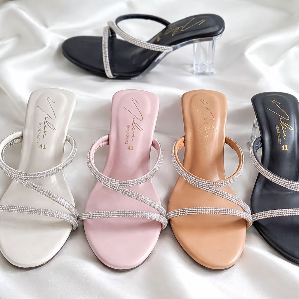 รองเท้าส้นแก้ว คริสตัล ไซส์ใหญ่ 41 - 45 BIGSIZE สูง 3 นิ้ว แบบคาดเพชรเส้นเล็ก ใส่ออกงาน ปาร์ตี้ งานแต่ง สวยเก๋ คะ