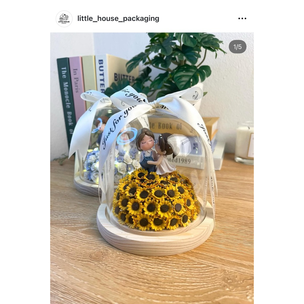 โดมแก้วทุ่งดอกไม้ ฐานไม้ สำหรับของขวัญ มีไฟกระพริบ - รูปที่ 4