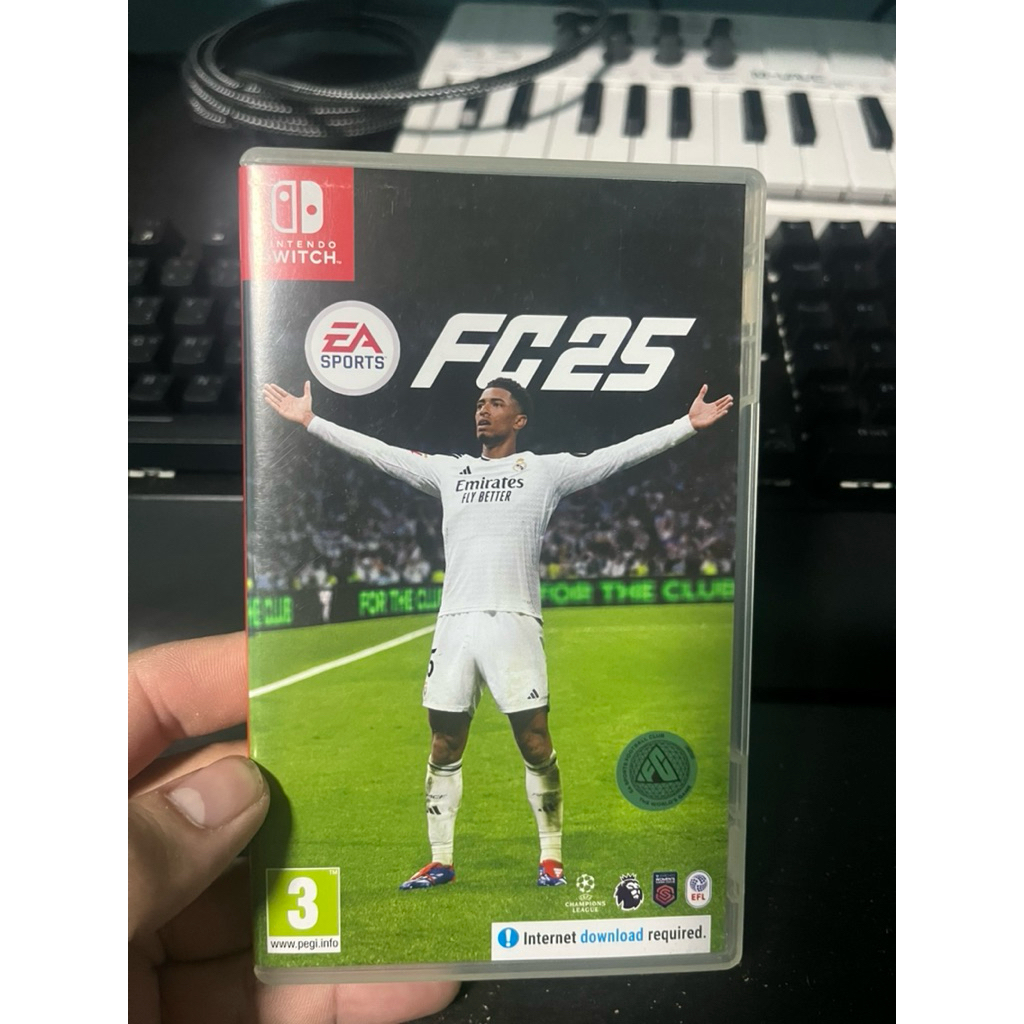 แผ่นเกม FC25 Nintendo Switch