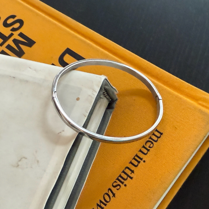 gemin. | #gmnluna silver bangle