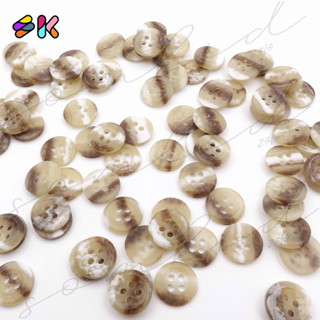 กระดุมเชิ้ต ลายหินอ่อน น้ำตาลขาว 4รู ขนาด11mm ใช้ติดเสื้อเชิ…