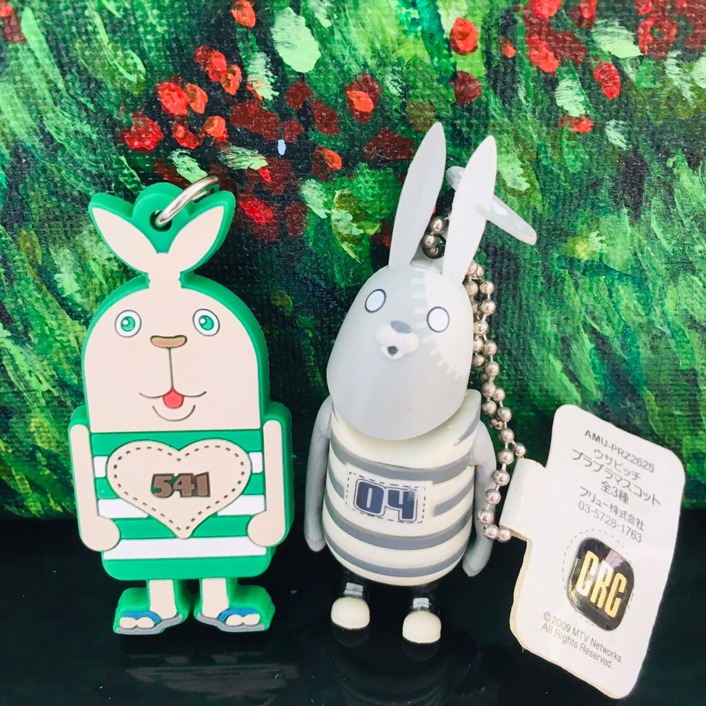 มือสอง• พวงกุญแจ USAVICH