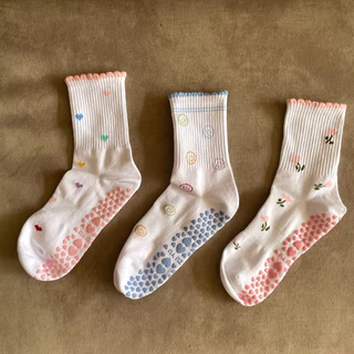 [พร้อมส่ง] 🌈 Color Pop Series🌈 Grip Socks ถุงเท้ากันลื่น สำหรับโยคะ พิลาทิส ออกกกำลังกาย