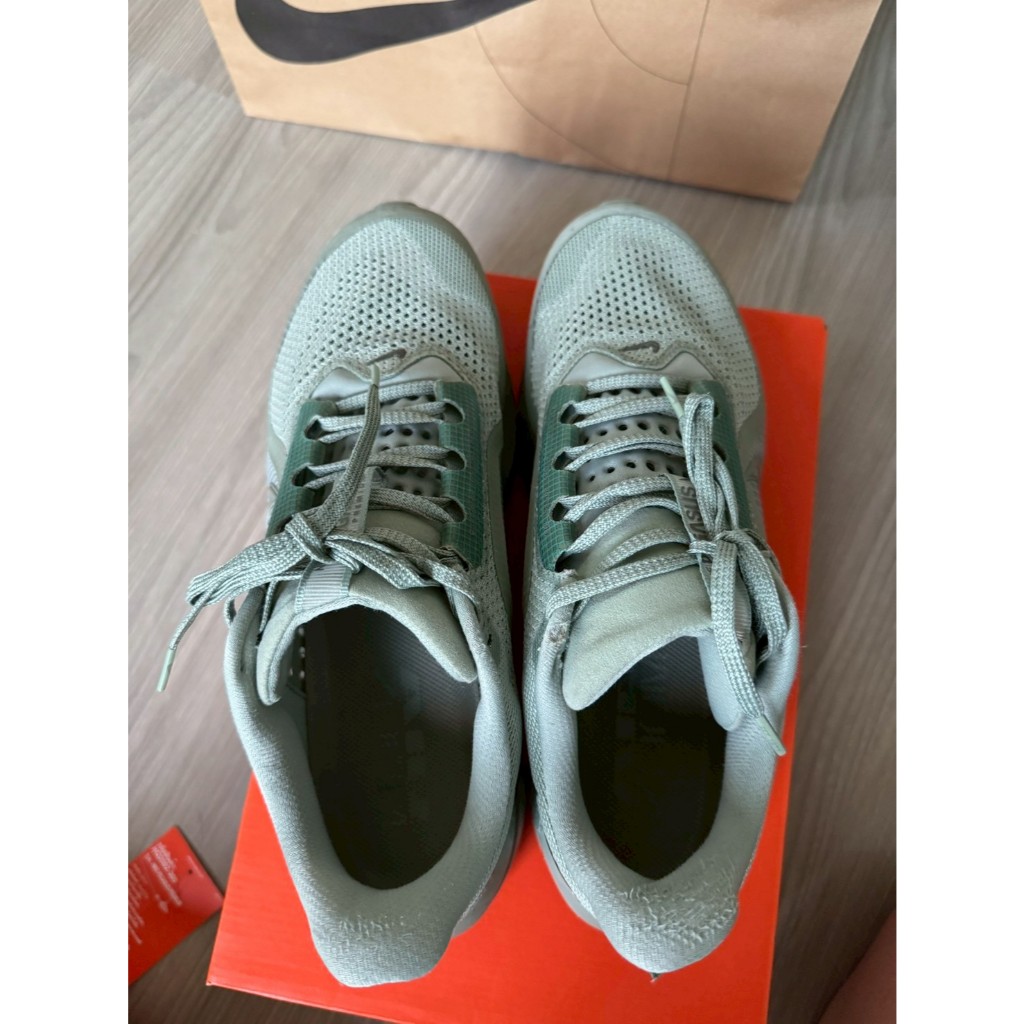 รองเท้าวิ่ง NIKE ของแท้ มือสอง Pegasus Premium เบอร์ 9/44 สภาพดี พร้อมกล่อง