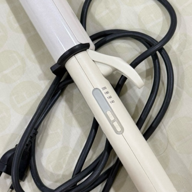 ส่งต่อ เครื่องม้วนผม Amabella แกน 40 mm