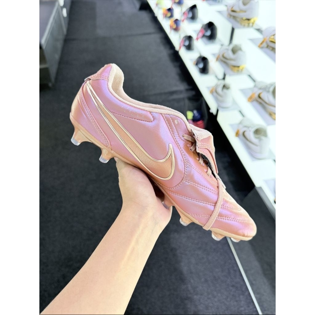 NIKE TIEMPO LIGERA PRO LE FG รองท็อปลิ้น นุ่ม เบา ของแท้