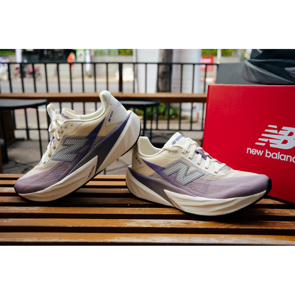 NEW BALANCE REBEL V 5 (WOMEN) รองเท้าวิ่ง