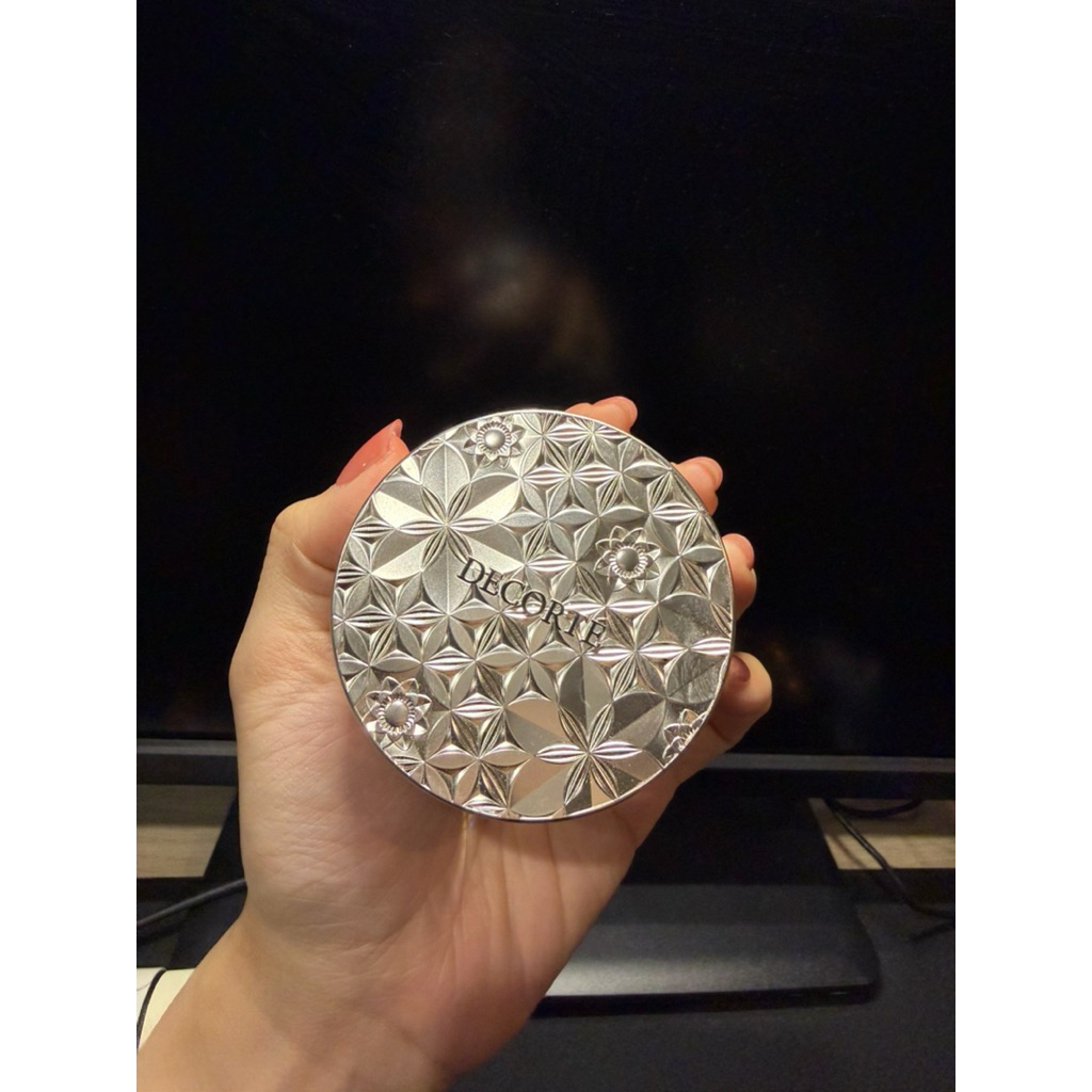 (ส่งต่อ) แป้งฝุ่น Decorte สี 03 Luminous Pink ใช้ไปแค่ 1 ครั้ง