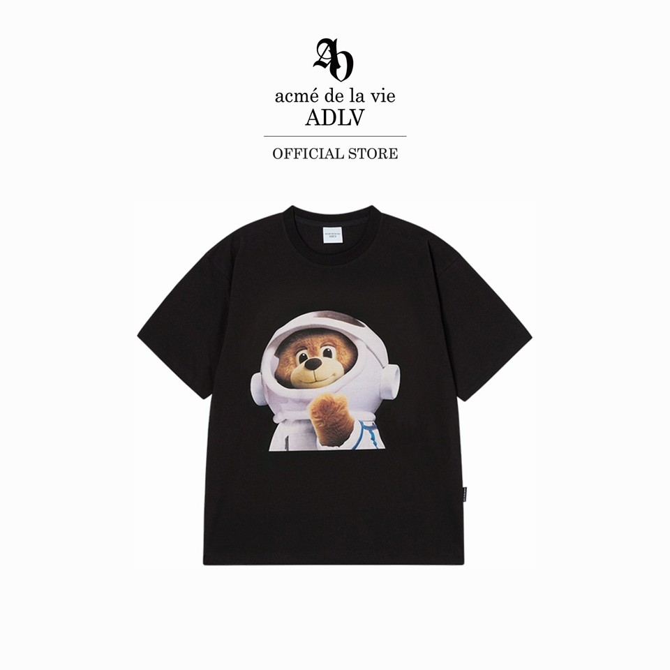 ADLV [acme de la vie] เสื้อยืด Oversize รุ่น Ac Bear Baby Face Astronaut Short Sleeve T-Shirt Black (50151SAASSU_S6BKXX)