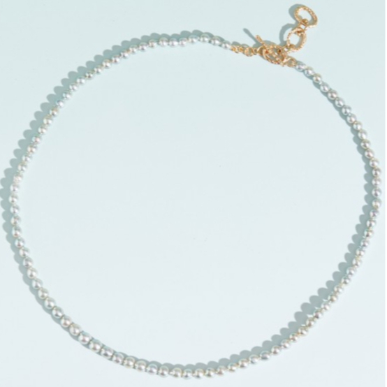 Vetiver.pearl Top luster of pitachio green baroque akoya necklace