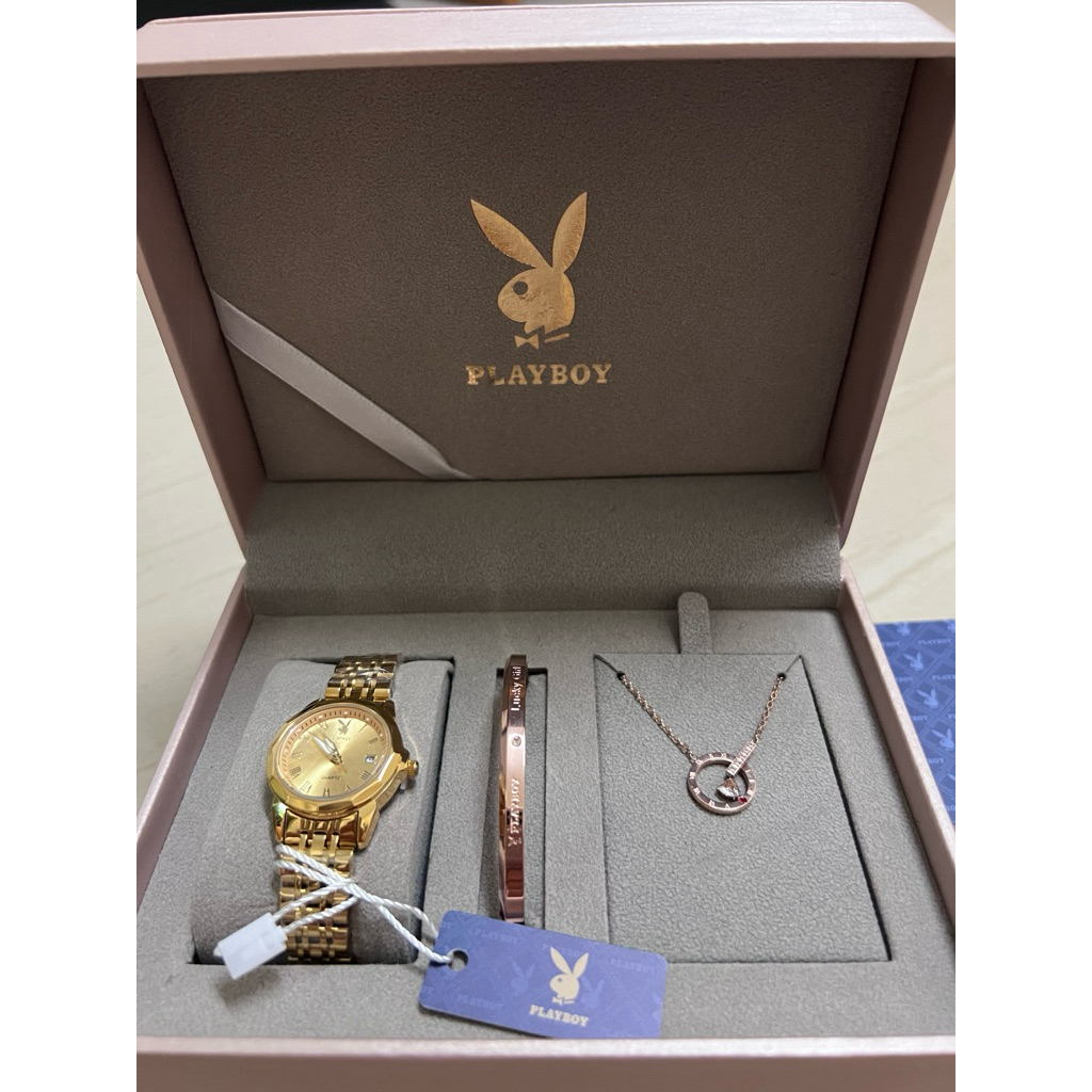 เซตของขวัญนาฬิกาและเครื่องประดับจากแบรนด์ Playboy💎