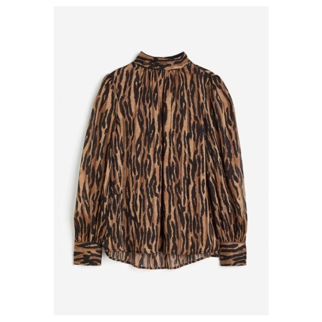 H&M  Woman Patterned blouse สีBrown ลายเสือ size L รหัส 1160381_2 มือ 1 ใหม่100% จาก Shop