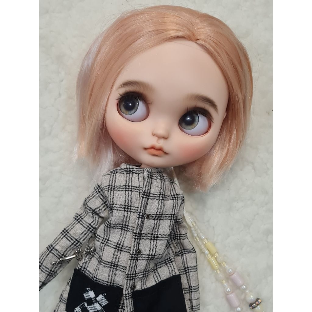 *SALE* custom Blythe บลายธ์คัสตอม พร้อมส่ง ทักถามรายละเอียดได้ค่า