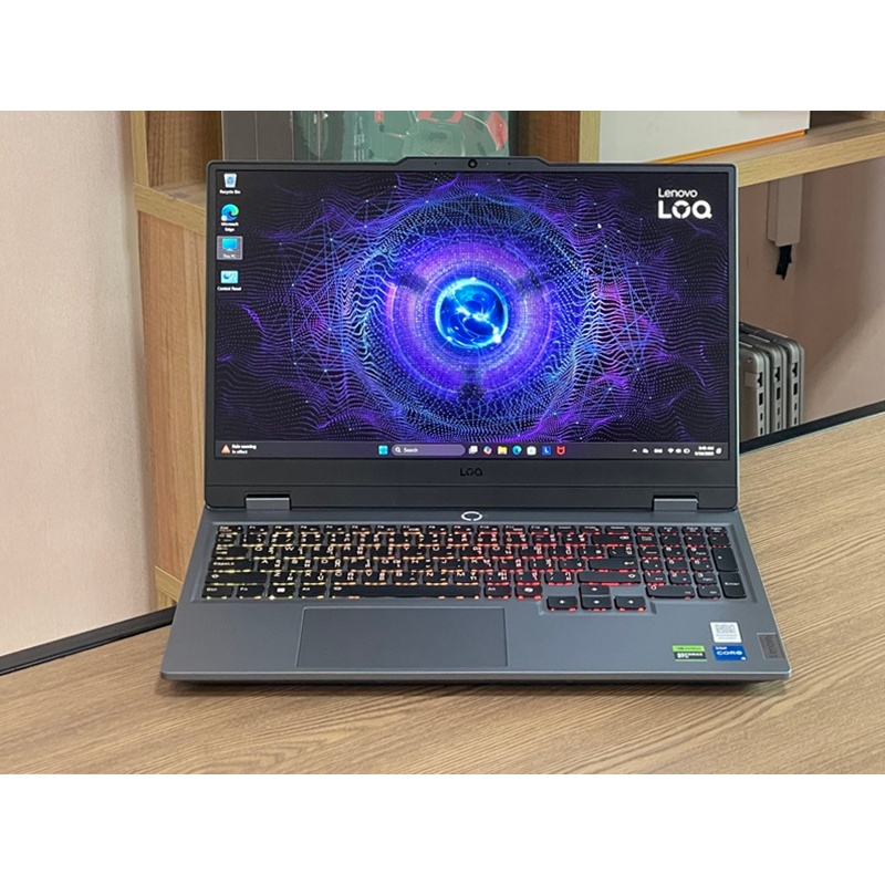 Lenovo LOQ 15IRX9-83DV00LDTA i5-13450HX SSD512GB RAM16GB RTX 3050 (6GB GDDR6) เครื่องใหม่ตัวโชว์อุปก