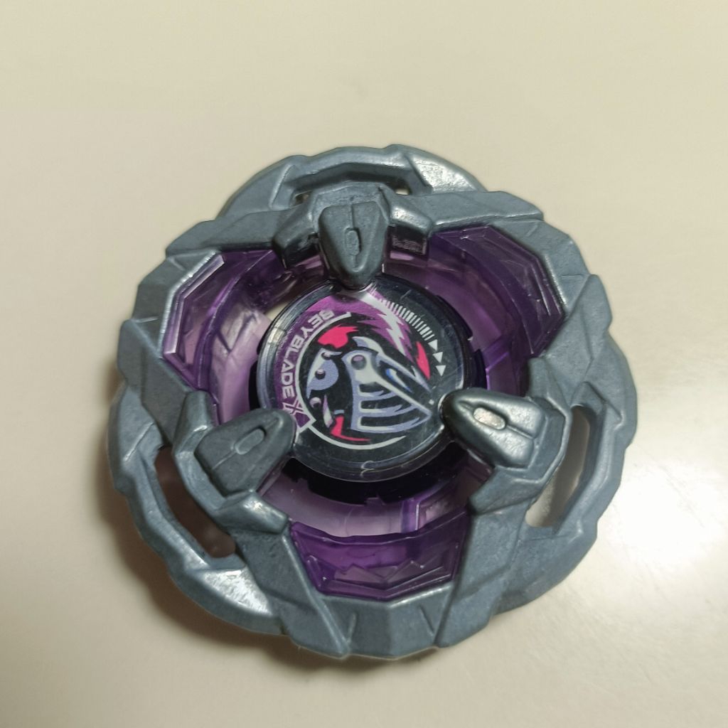 Beyblade X : Blade Knight Shield ของแท้ มือสอง