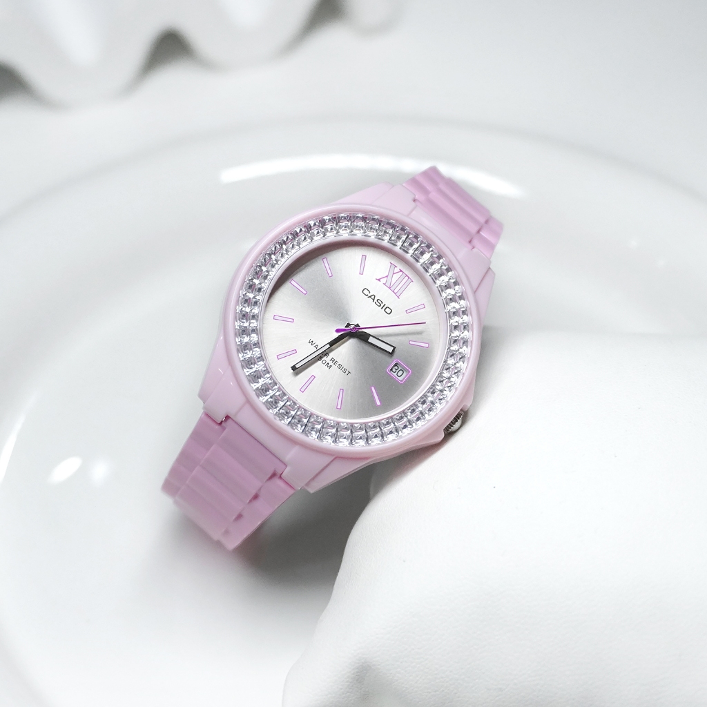 Casio Standard นาฬิกาข้อมือผู้หญิง สายเรซิน  รุ่น  LX-500 (LX-500H-4E2,LX-500H-4E4)