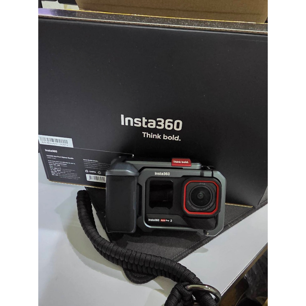 Insta360 Ace Pro 2 Action Camera Xplorer bundle