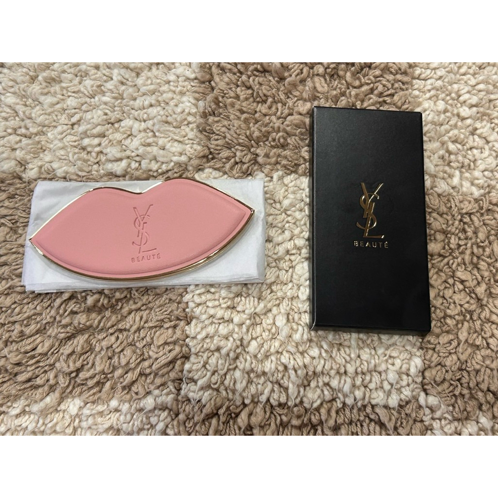 กระจก ysl ของใหม่ค่ะ