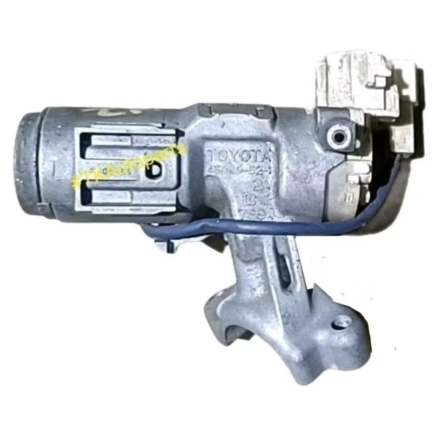 ส​วิสต์​กุญแจ​ Toyota Avanza​ Y2010