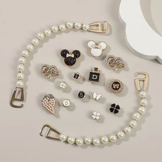 จัดส่งทันที 18 ชิ้น Double Chain Croc DIY Charm อุปกรณ์เสริมรองเท้า Black White Series