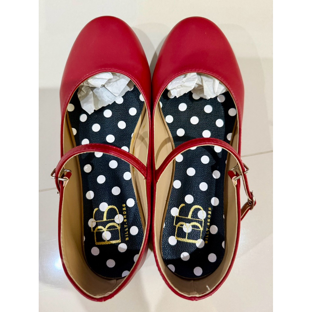Billy shoes รองเท้าสีแดงมือ 1 เบอร์ 36