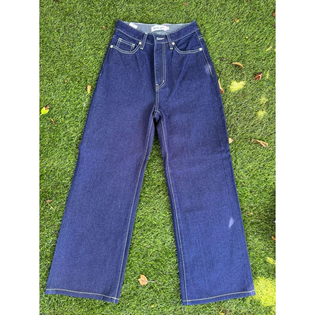 New !! TGDA.CO - กางเกงยีนส์ รุ่น Maxwell Jeans