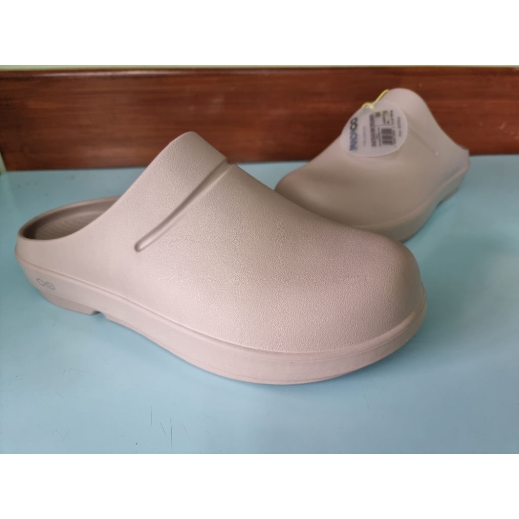 รองเท้าเพื่อสุขภาพ oofos size43