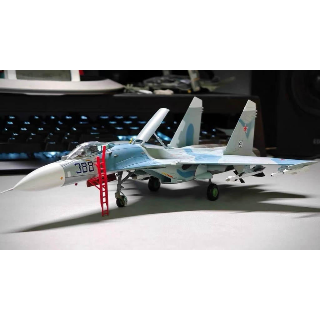【Pre-Order】 Diecast Model Hobby Master 1/72 HA6003B – Su-27 “Flanker-B” B388, Paris Air Show 1989 ⚡🐍