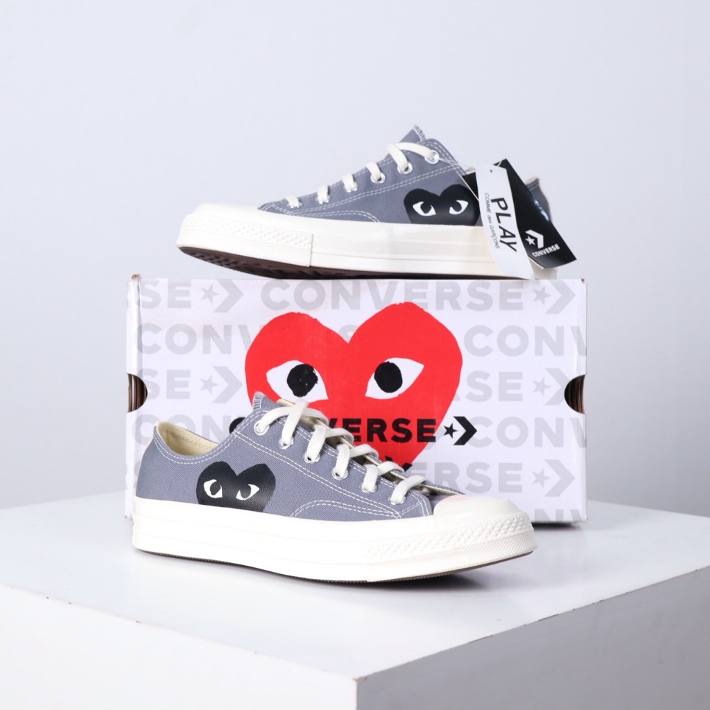 รองเท้า CONVERSE x PLAY CDG ของแท้ 100% สภาพใหม่ Premium [CONVERSE x PLAY CDG 41.5 EU / 26.5 CM] | M