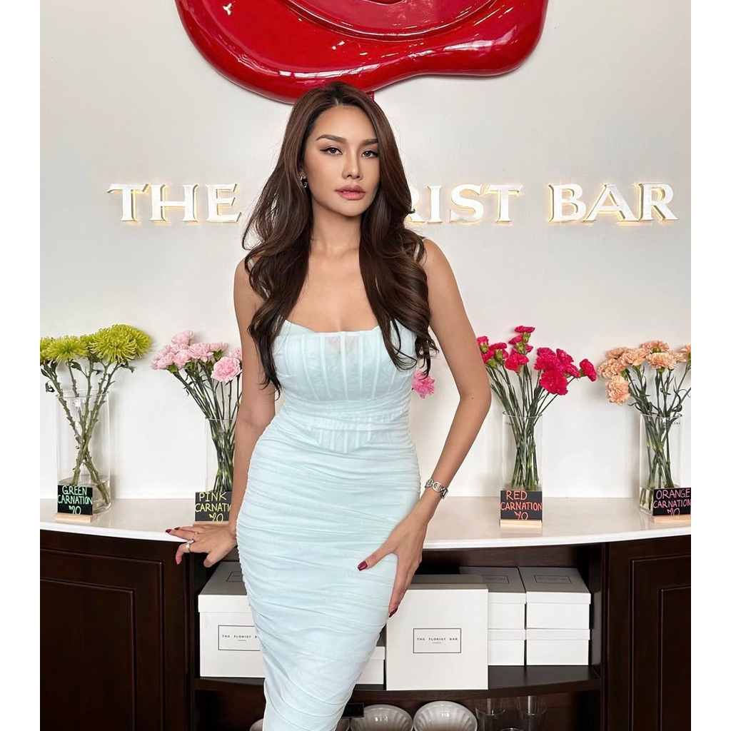 ส่งต่อเดรส oh polly size uk 10 มือสอง ช้อป 2,990 งดต่อราคานะคะ งานจริงกับสัดส่วนอยู่รูปท้ายๆค่ะ