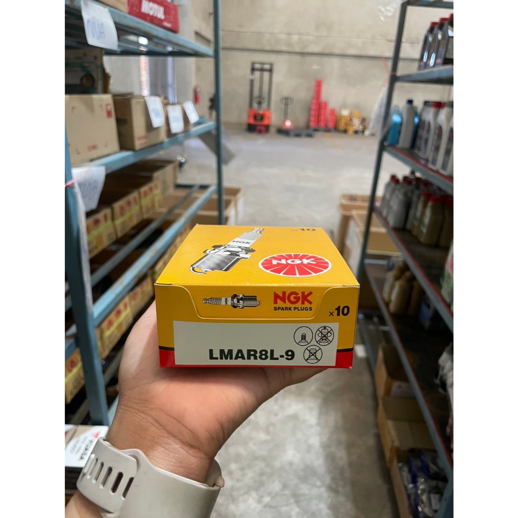 หัวเทียน NGK แท้ เบอร์ LMAR8L-9 **HT-LMAR8L-9**