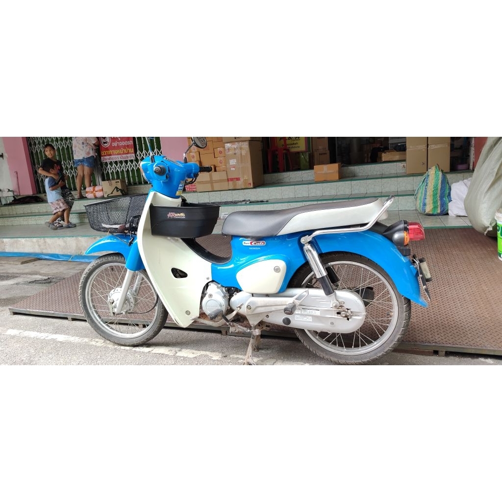 ตะกร้ากลางหลังบังลม ดรีมซุปเปอร์คัพไฟกลมเบาะเดี่ยว
