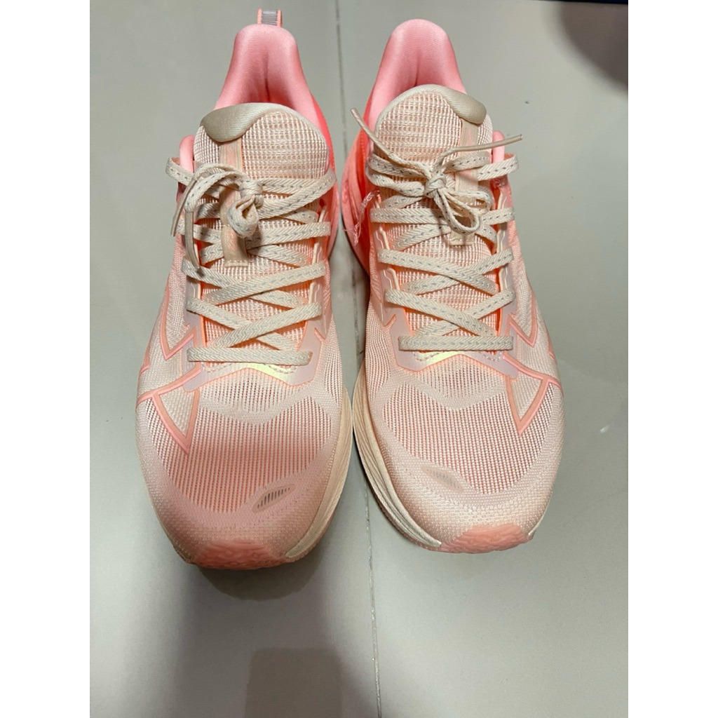 ส่งต่อ รองเท้า XTEP 2000KM  3.0  ใส่2ครั้ง