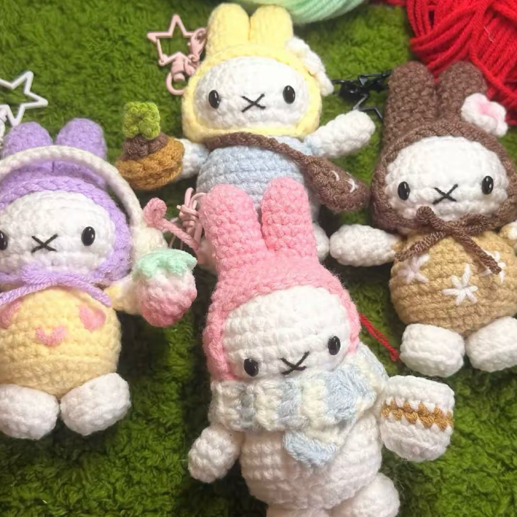 🌷Miffy crochet✨พวงกุญแจตุ๊กตาmiffyไหมพรม