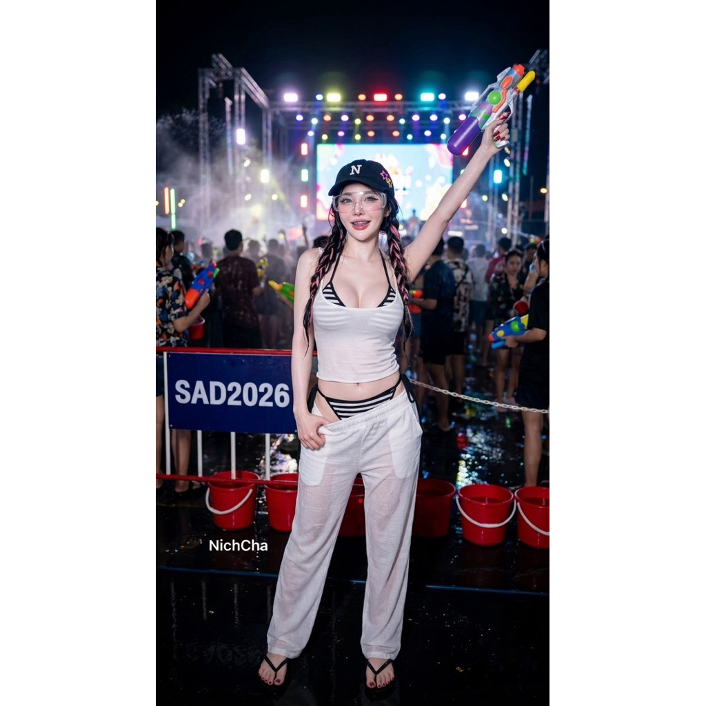 Set 4 ชิ้น  - บราคล้องคอ - กางเกงบิกินี่ผูกข้าง - เสื้อสายเดี่ยวคอกว้างลึกผ้าบาง - กางเกงขายาวมีกระเป๋าผ้าบาง