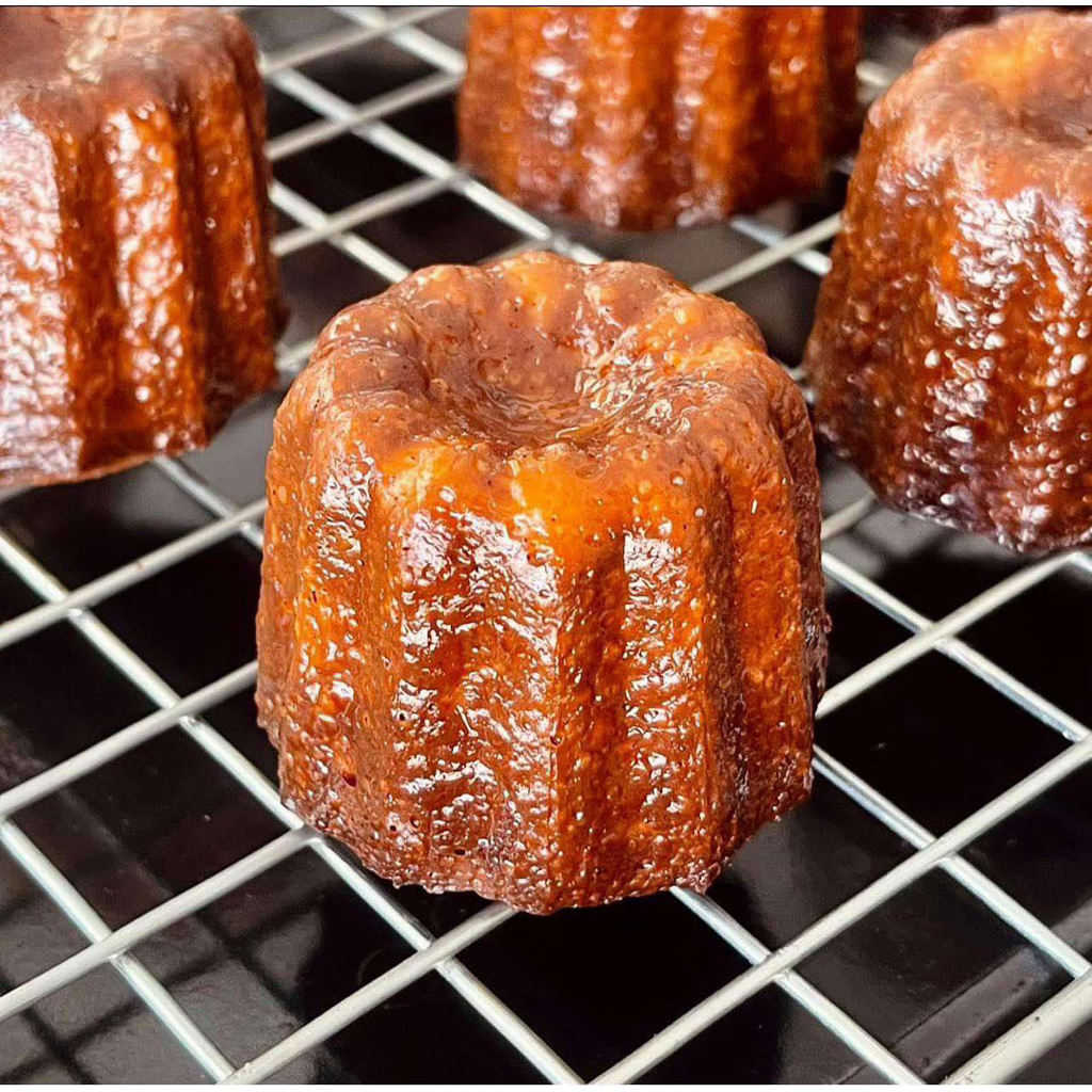 คานาเล่ Canele (Vanilla Rum)