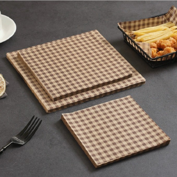 กระดาษไขรองอาหาร (Greaseproof paper) เคลือบกันน้ำ-น้ำมัน (แพ็ค 98-100 // 490-500 ชิ้น)