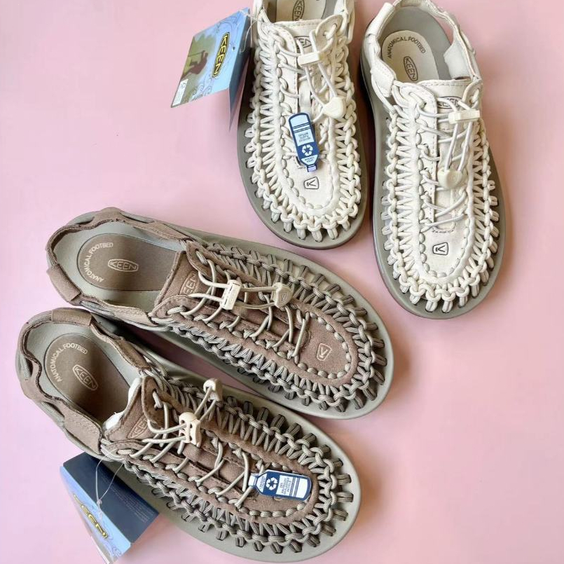 KEEN Uneek มีให้เลือกสามสี Coffee Outdoor sandals งานฝีมือ รองเท้าแต รองเท้ากีฬากลางแจ้ง มีไซส์ตั้งแ
